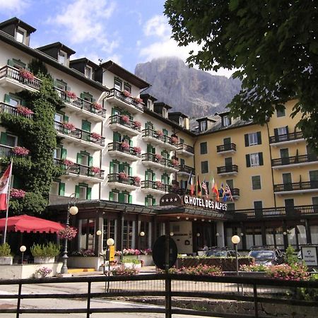 G. Hotel Des Alpes Сан Мартино ди Кастроза Екстериор снимка